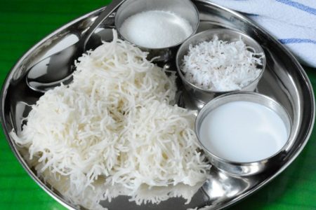 ഇടിയപ്പം നിങ്ങൾ ഇതുപോലെ ഒരു തവണയെങ്കിലും ഉണ്ടാക്കി നോക്കൂ… പിന്നെ ഇങ്ങനെ മാത്രമേ കഴിക്കൂ.!!   Soft & Fluffy Idiyappam Recipe (String Hoppers)