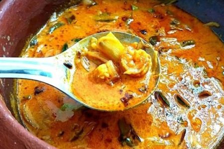 ഒരു തവണ പച്ചമാങ്ങയും ചെമ്മീനും കൊണ്ട് ഇതുപോലെ കറിവെച്ച് നോക്കൂ |    Mango Prawns Curry (Kerala-Style Prawn Mango Curry)