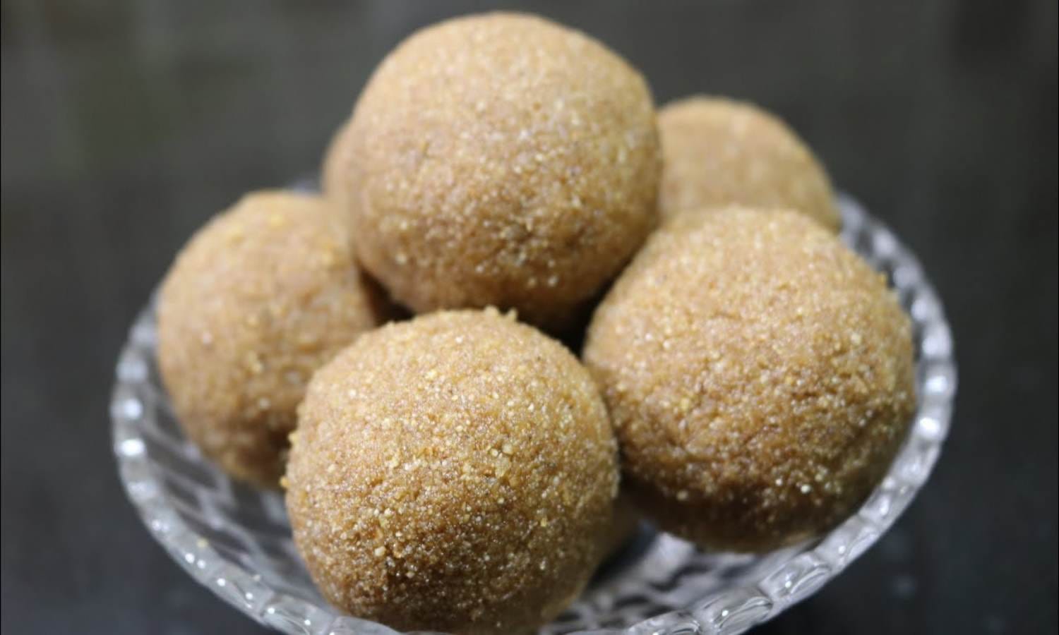 Healthy Gothambu Unda (Wheat Jaggery Balls)