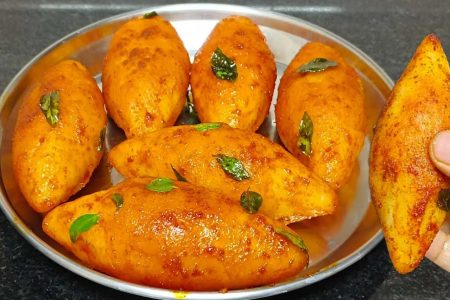 നോമ്പിനു നല്ല അടിപൊളി ആയി അരി കൊണ്ട്കൊ ണ്ടുള്ള ആവിയിൽ വേവിച്ച പലഹാരം Crispy Rice Flour Pakoda (Kozhukatta-Style Fritter)