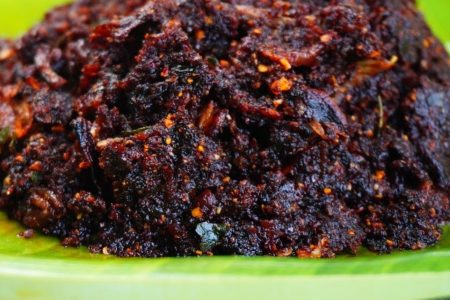 ഇരട്ടി രുചിയിൽ ഇതുപോലെ ഒരു ചമ്മന്തി ഉണ്ടാക്കിയാൽ ഇത് മാത്രം മതി ഊണ് കഴിക്കാൻ Special Varuthu Podicha Chammanthi (Dry Roasted Coconut Chutney)