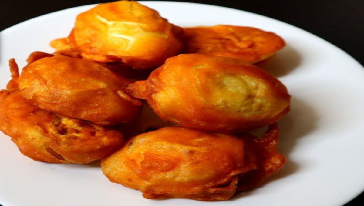 Thattukada Special Egg Bajji Recipe