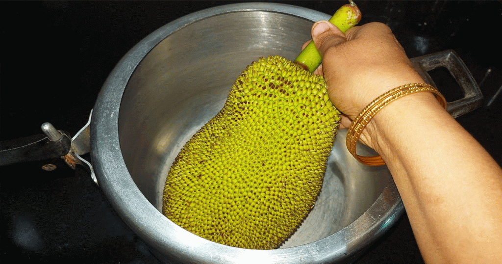 Easy jackfruit peeling tips and tricks